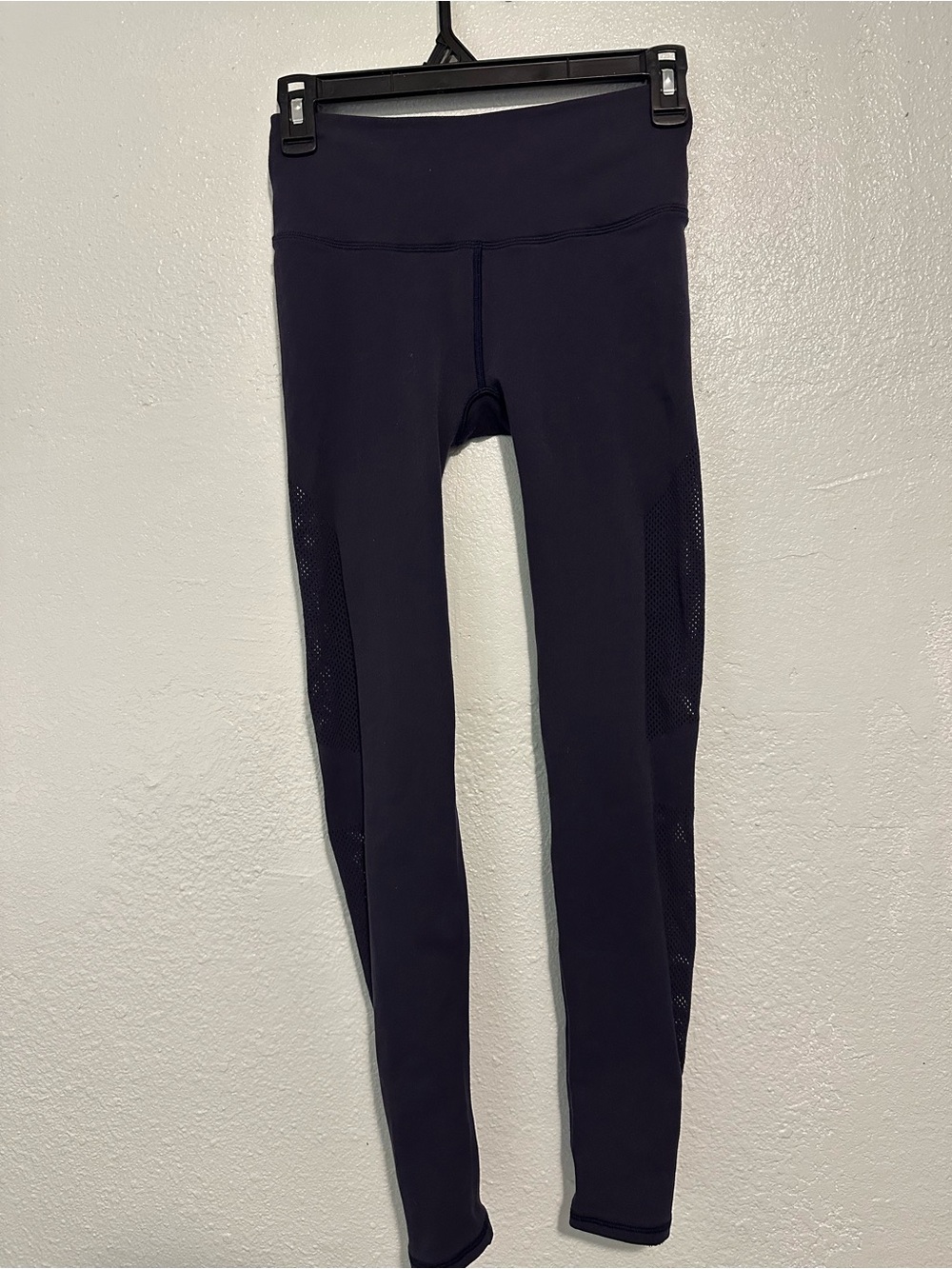 Lululemon Blue High-Waist Workout Leggings Size 4